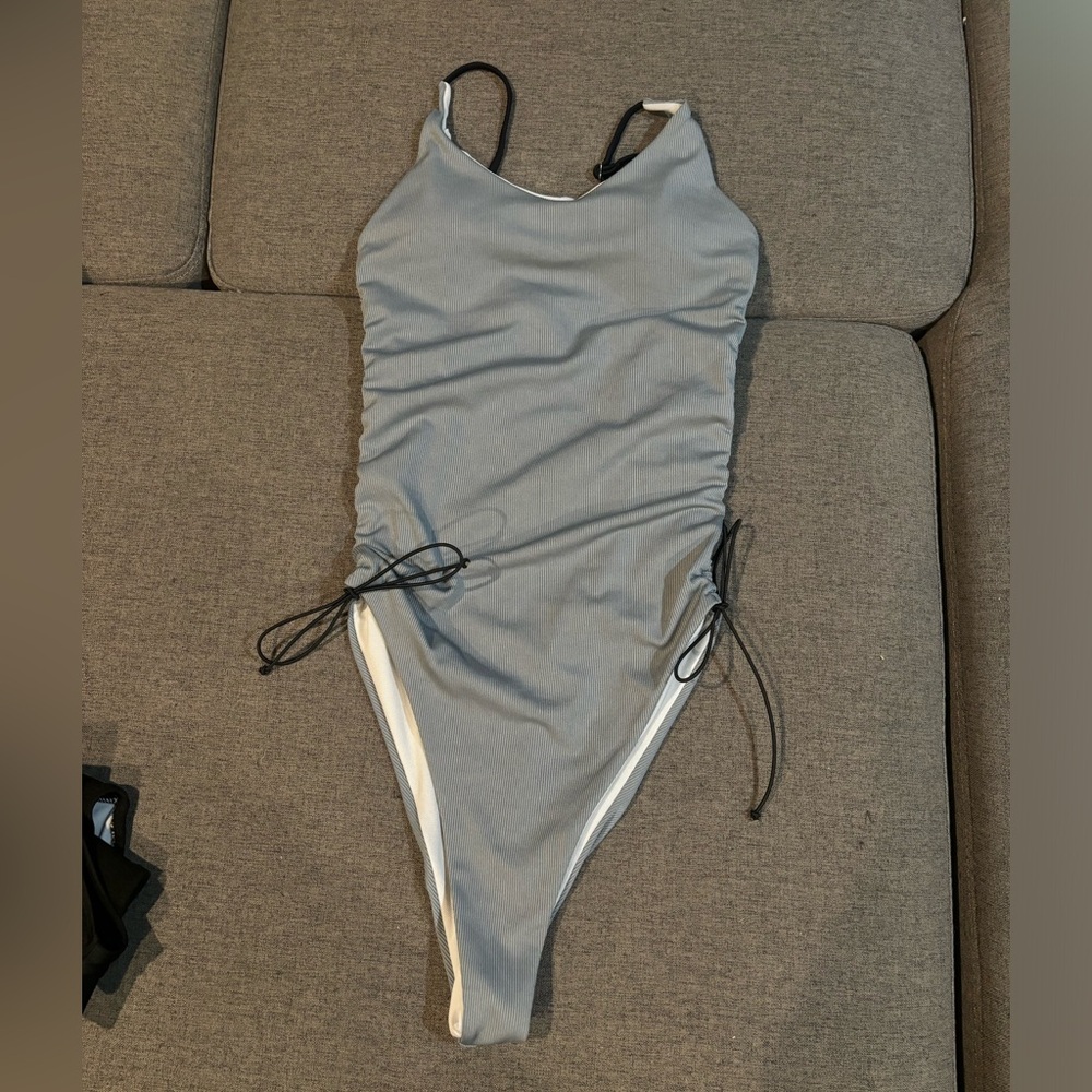 One Piece Bathinsuit